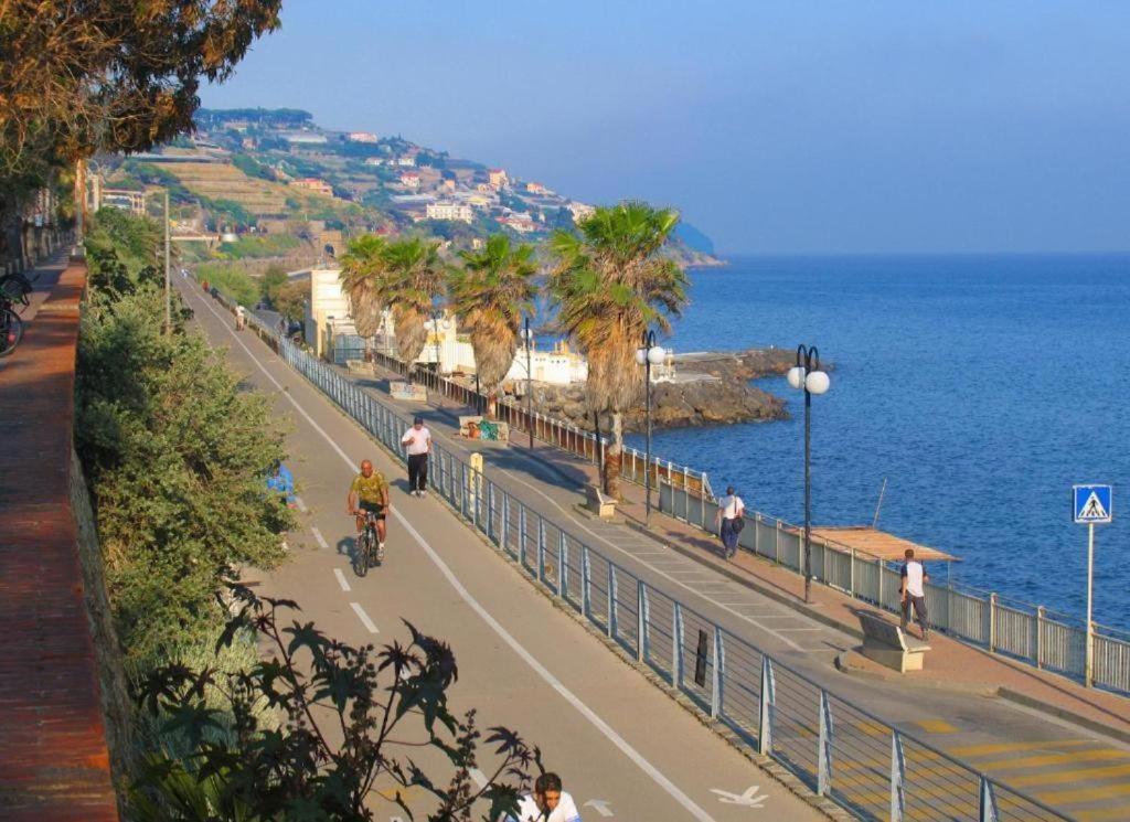 Ampio Appartamento Centrale Sanremo Eksteriør bilde