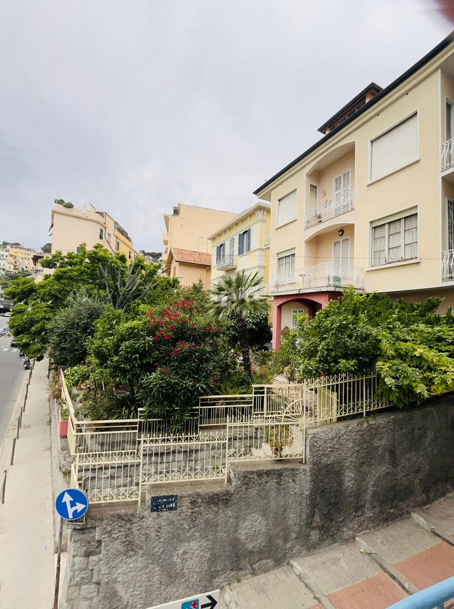 Ampio Appartamento Centrale Sanremo Eksteriør bilde
